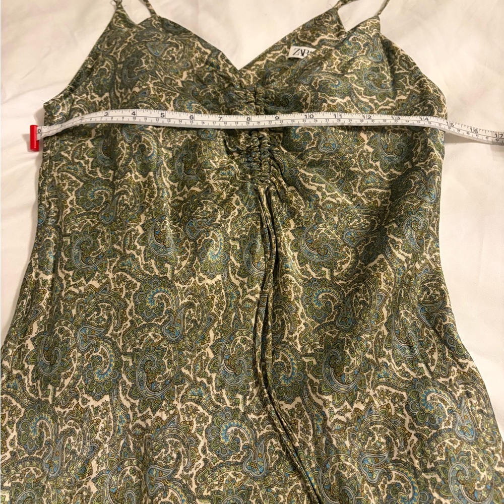 Elegant‎ slip Green  Patterned Dress - Picture 6 of 7